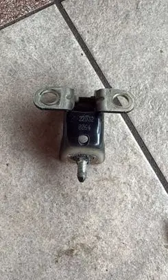 Peugeot 208 I Tailgate/trunk/boot hinge 8613F7