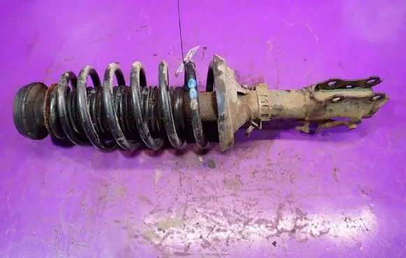 Volkswagen Golf III Front shock absorber with coil spring