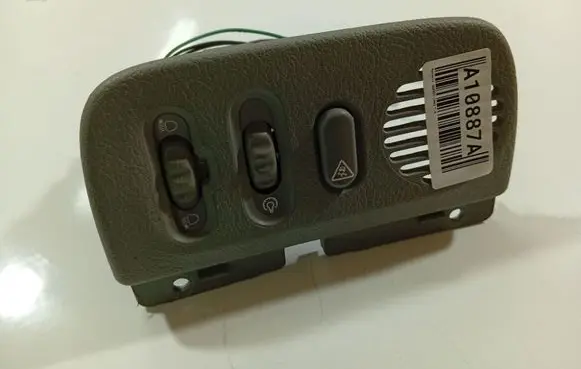 Renault Scenic I Headlight level height control switch 700841034