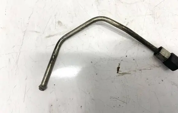 Ford Grand C-MAX Fuel line pipe