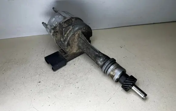 Ford Sierra Spark distributor E47E12131AA 85HF12T00CA