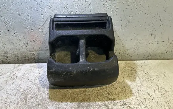 Jeep Grand Cherokee WL Cup holder back 6XW73TX7AA