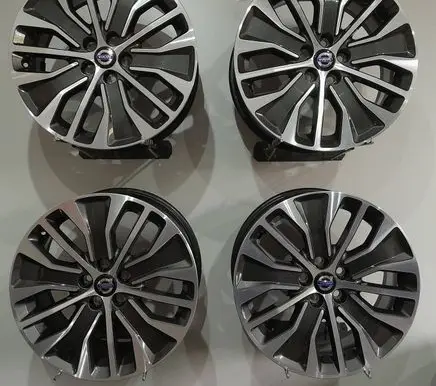 Jaguar F-Pace R18 alloy rim J9D31007NA