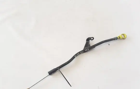 Volvo C30 Oil level dip stick 