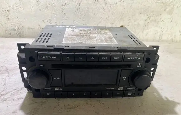 Dodge Caliber Radio/CD/DVD/GPS head unit P05091509AG 3196H104