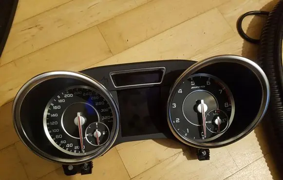 Mercedes-Benz GLS X166 Speedometer (instrument cluster) A1669009113 0263682124 A1669012404