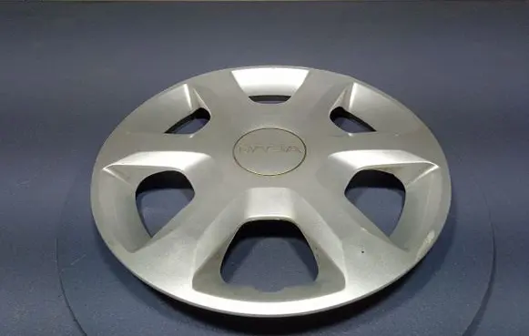 Dacia Dokker R17 wheel hub/cap/trim 8200756961