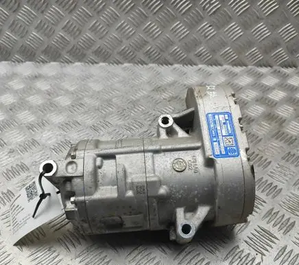 MG MG4 ev Air conditioning (A/C) compressor (pump) 10966599