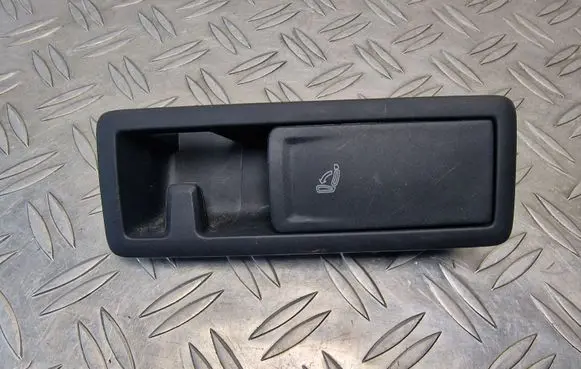 Volkswagen Golf VII Seat back rest control lever/handle 5G0885671E