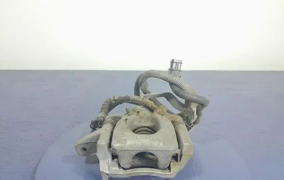 Nissan Qashqai Rear brake caliper