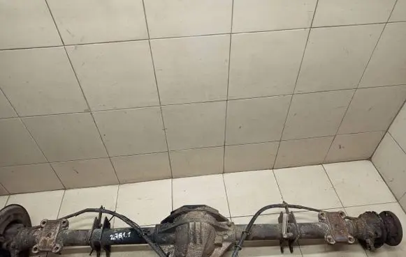 Mercedes-Benz Sprinter W901 W902 W903 W904 Rear axle beam with reductor 741408