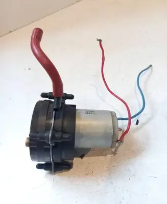 Audi A4 S4 B5 8D Central locking motor 352812 66310