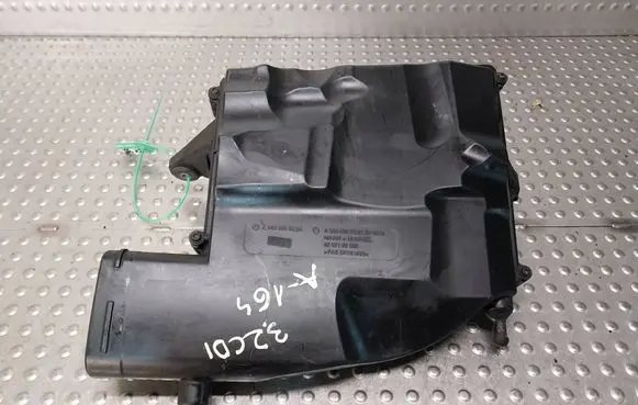 Mercedes-Benz ML W164 Air filter box A6420900901
