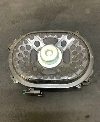 Land Rover Discovery 5 Subwoofer speaker HY3218808AB 22263WG ET3031135864