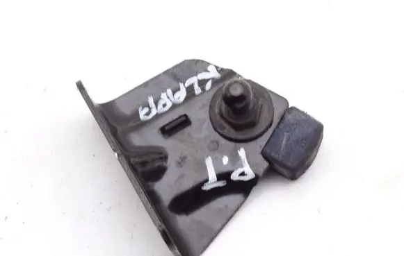 Peugeot 308 Tie down hook / loop 9807898880