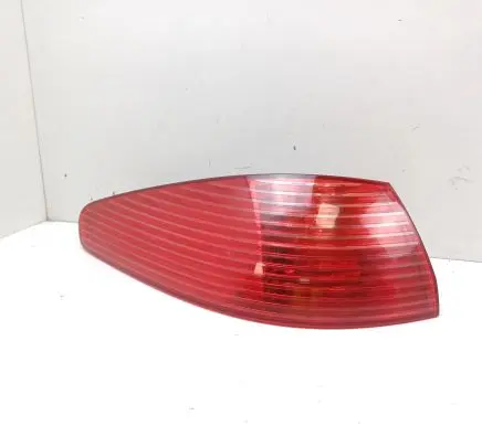 Peugeot 607 Rear/tail lights 2543G