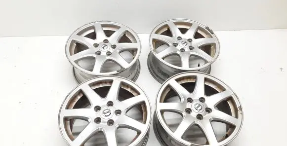 R16 alloy rim