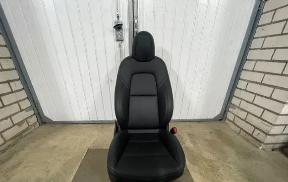 Tesla Model 3 Front passenger seat 148906015F