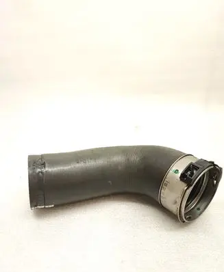 Volvo XC90 Intercooler hose/pipe 32222268