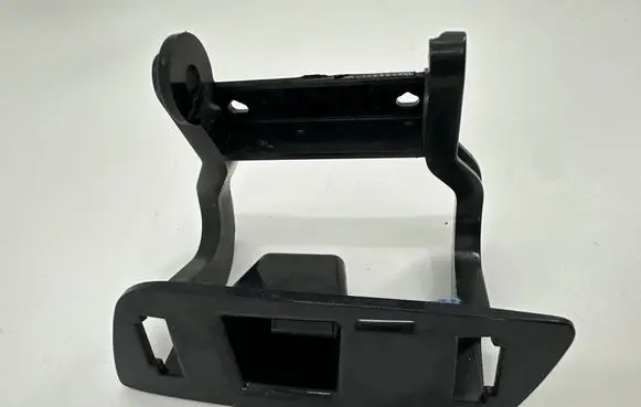 Volvo S90, V90 Headlight washer nozzle holder 31383232
