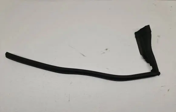 Mercedes-Benz E W212 Engine compartment rubber A2126280598
