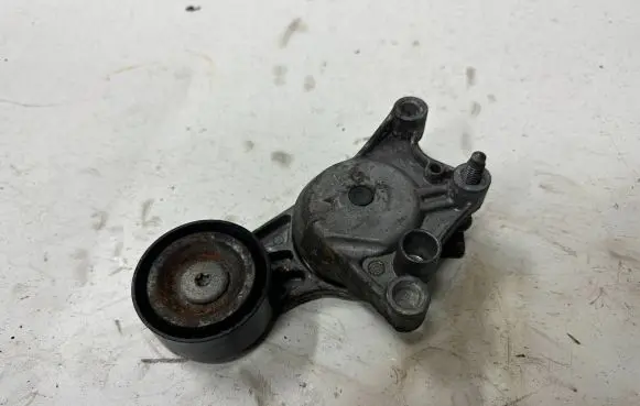Citroen C4 Cactus Generator/alternator belt tensioner 9807720180