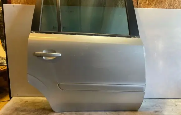 Rear door