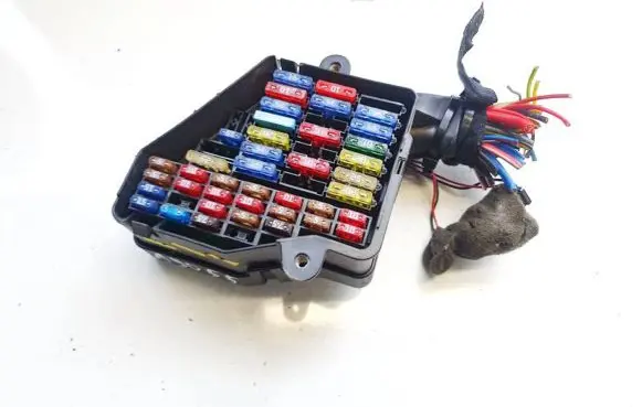 Audi TT Mk1 Fuse box set 39181381 8n0937550c