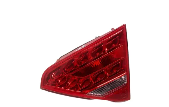 Audi A5 8T 8F Tailgate rear/tail lights 8T0945094A AU484