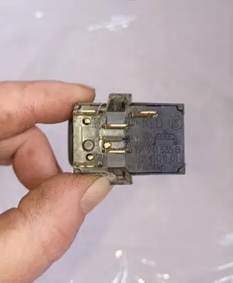 Volkswagen Golf II Fog light switch 191941535B