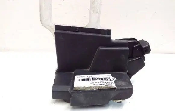 Hyundai Tucson JM Front door lock