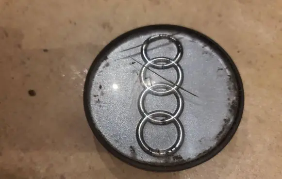 Audi 80 90 B3 Original wheel cap 4D0601170