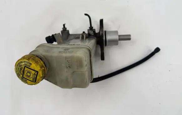 Alfa Romeo 159 Master brake cylinder 32067799B