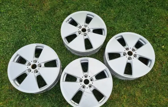 BMW i3 R19 alloy rim 6852053 37304 5JX19H2