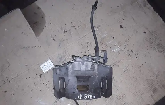 Audi A4 S4 B7 8E 8H Front brake caliper 974