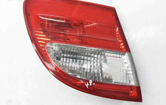 Mercedes-Benz E W211 Tailgate rear/tail lights A2118201364