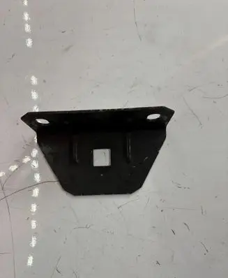 Renault Master III Bottom radiator support slam panel 625540005R