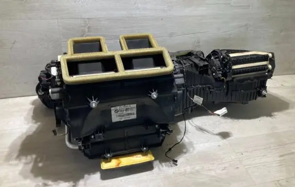 BMW 1 F20 F21 Interior heater climate box assembly 9325137