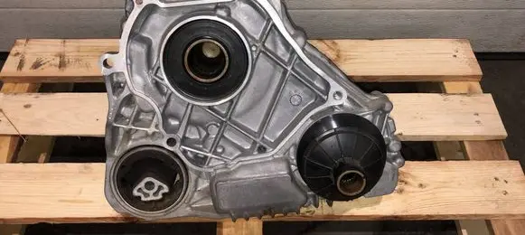 BMW X3 G01 Gearbox transfer box case 9469021 18180810