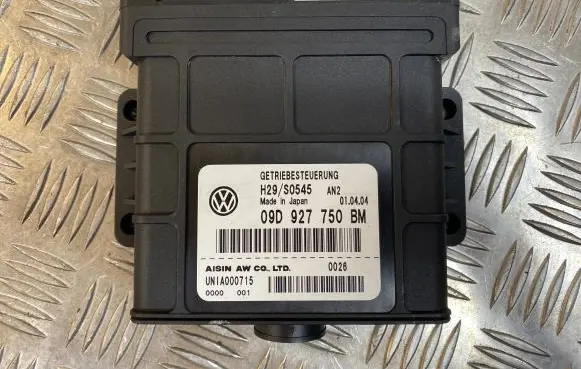 Volkswagen Touareg I Gearbox control unit/module 09D927750BM H29S0545 UNIA000715