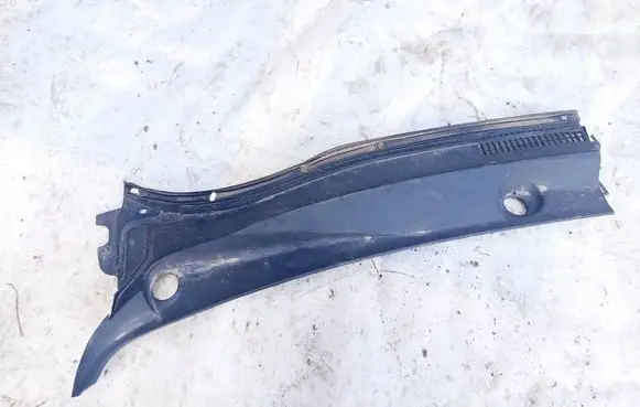 Toyota Avensis T250 Wiper trim 5578205030
