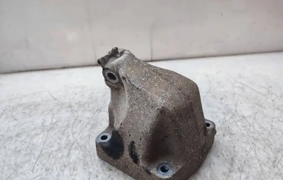 Mercedes-Benz ML W164 Engine mounting bracket A6422230204