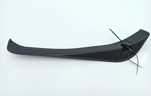 Subaru Legacy Rear sill trim cover 94061AG030