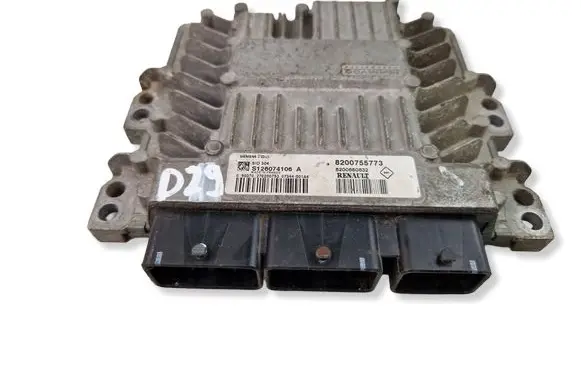 Renault Clio III Engine control unit/module 8200755773 8200680832 S126074106A