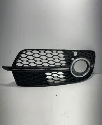 Audi Q5 SQ5 8R Front fog light trim/grill 8R0807682N