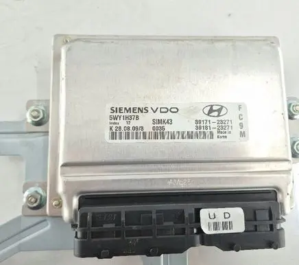 Hyundai Tucson JM Engine control unit/module ECU 39171-23271