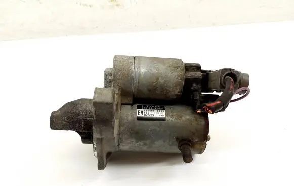 Toyota Yaris Starter motor 281000Y091