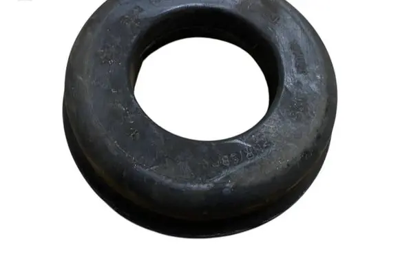 BMW M3 F80 Rear coil spring rubber mount 6764419 33536764419