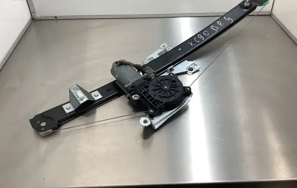 Volvo XC90 Rear door window regulator motor 119970 42452