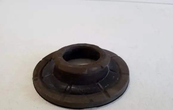 Volvo XC40 Rear coil spring rubber mount 31451675